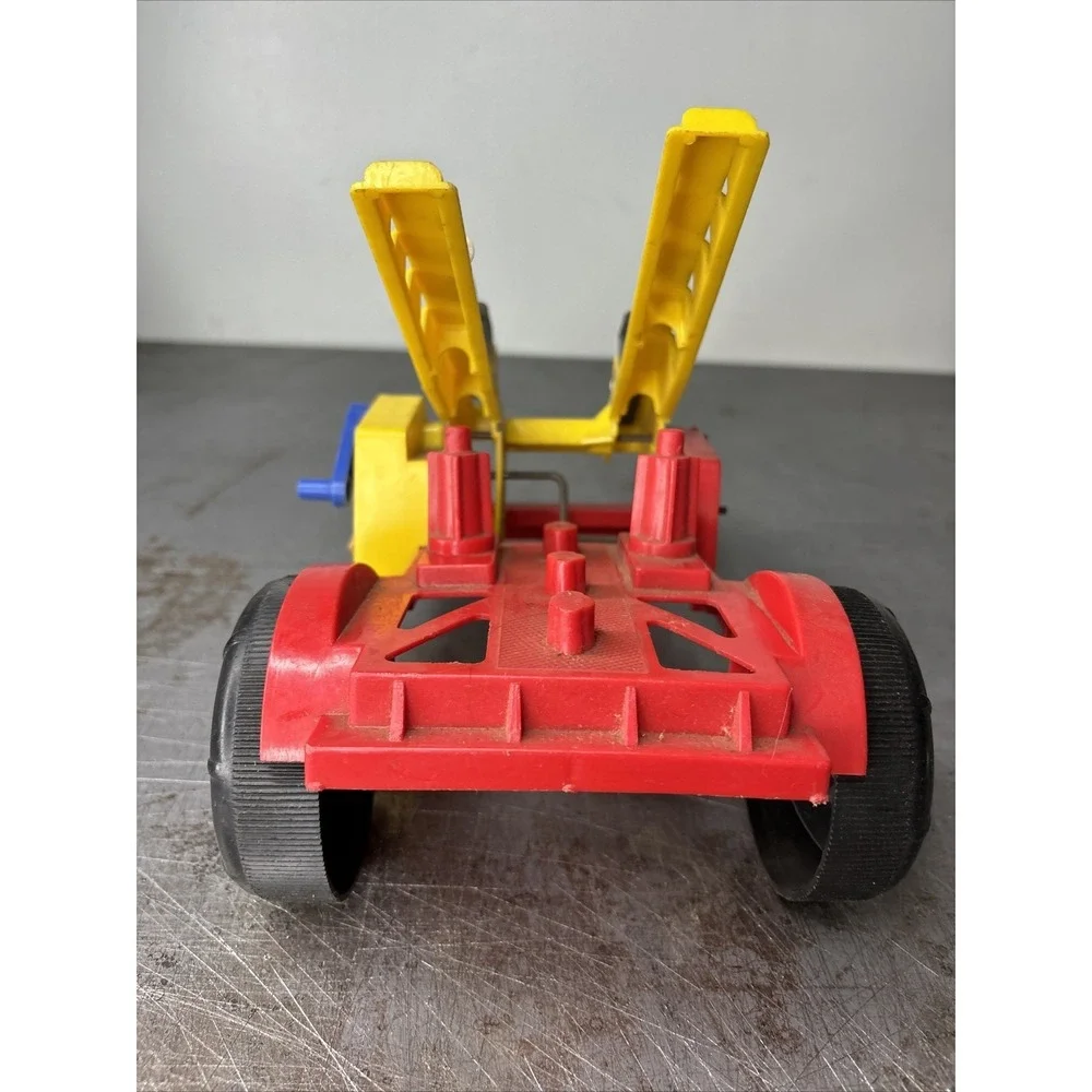 IDEAL MOON EXPLORER‎ Rocket Unit X-1 Launcher Trailer Red Yellow Playset